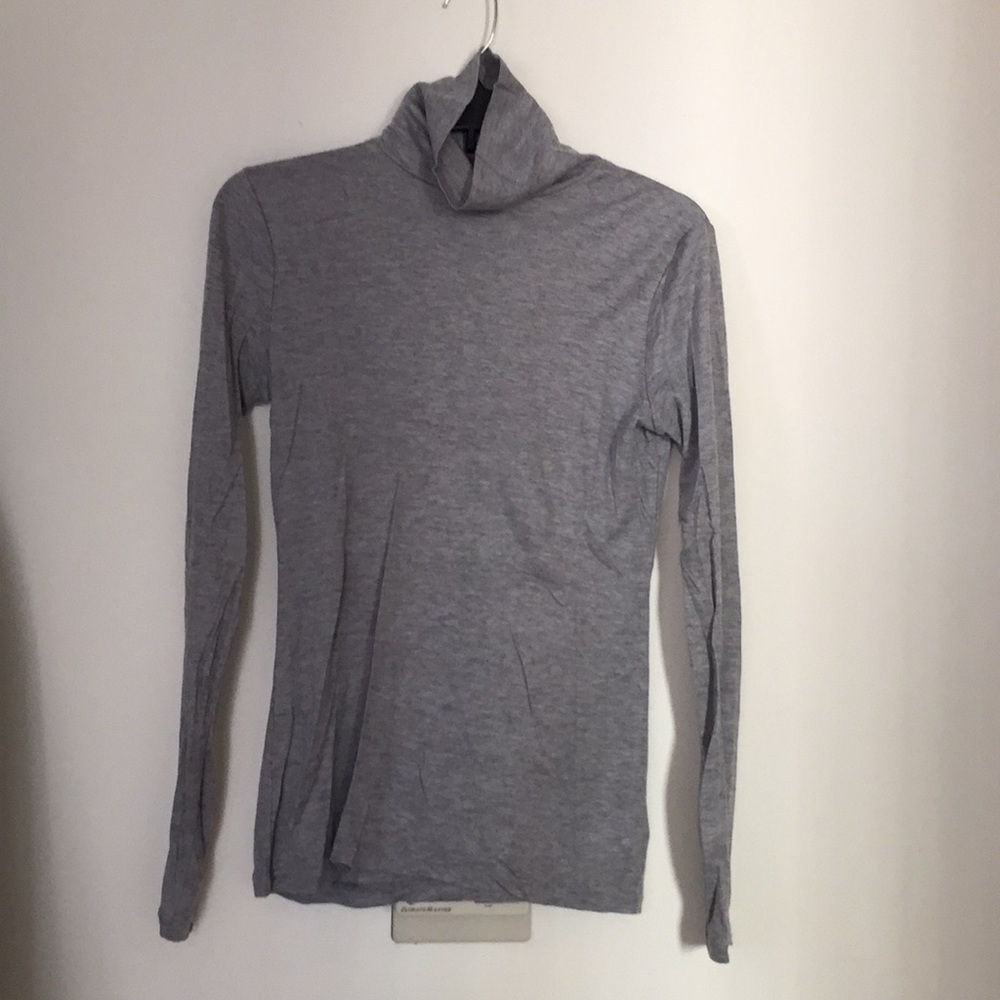 Aritzia Babaton turtleneck size small